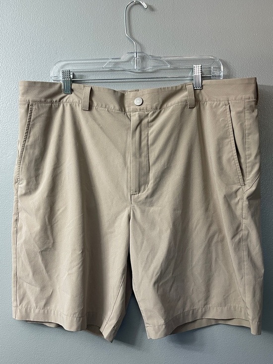 Vineyard Vines Other - vineyard vines fairway shorts tan golf shorts Men's Tan Shorts 38